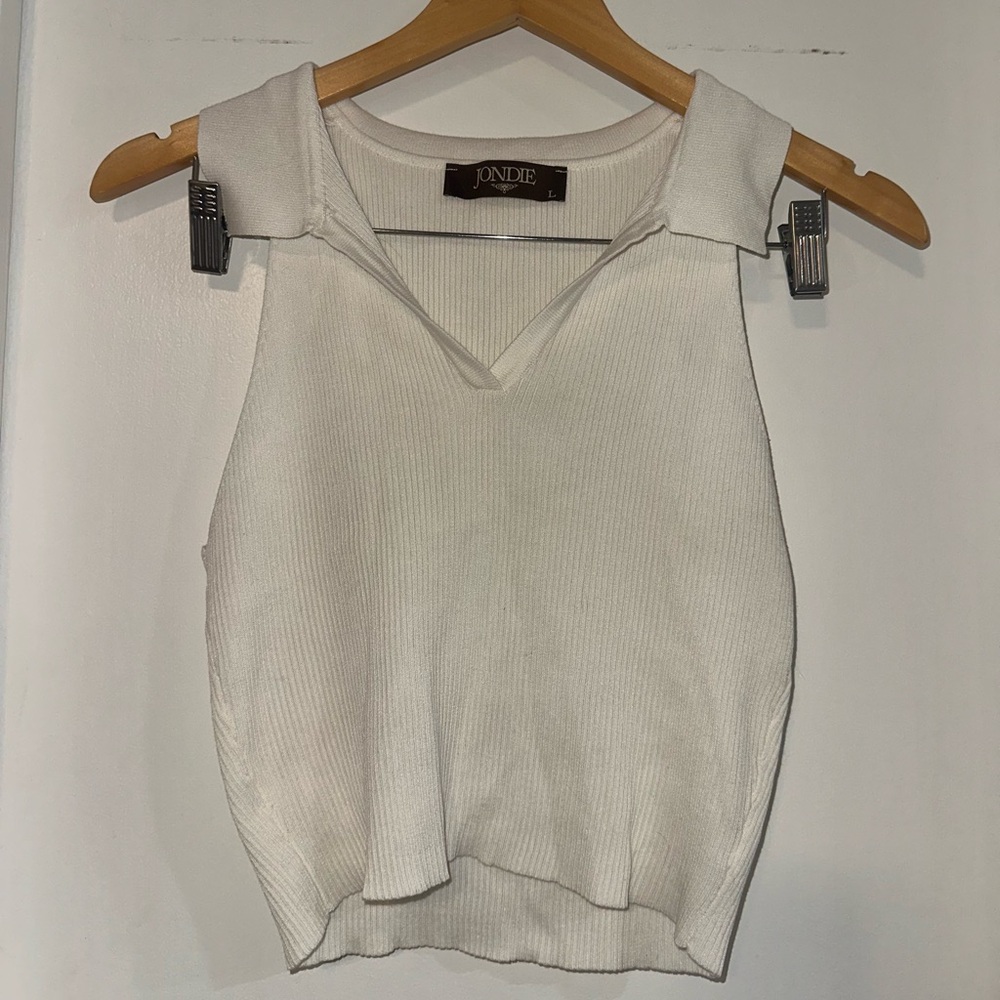 Women's White Sleeveless Top